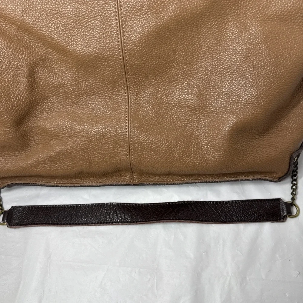 Jo Handbags Hobo Day Shopper Tan and Brown Pebbled Leather 17